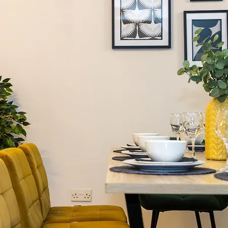 3 Bed Canal St Flat Sleeps 9 City Centre-3